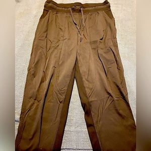 Lululemon lightweight straight leg workout pants.